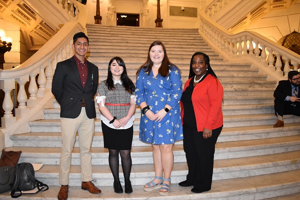 E-town Students Participate in 2019 Student Aid Advocacy Day