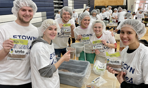 Elizabethtown College Provides Aid for Thousands at 2022 Day of Service 