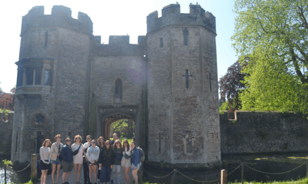 Elizabethtown College Students Study Abroad in England