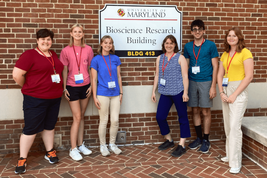 Elizabethtown College Biology Students and Professor Attend National Conference