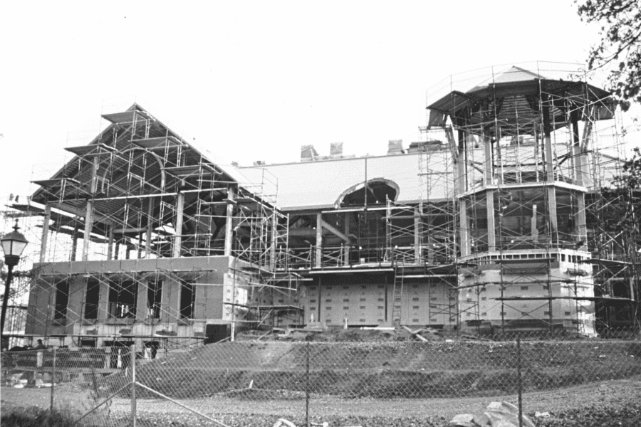 On This Day: March 14, 1989 | The High Library Breaks Ground