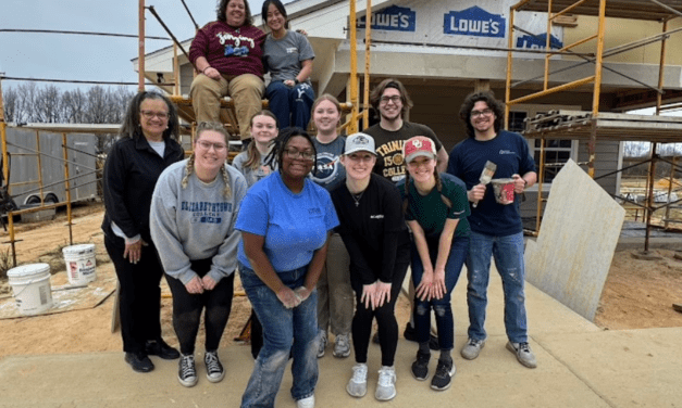 Elizabethtown College Students Serve Communities During Spring Break Service Trip