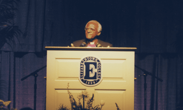 On This Day: March 17, 2000 | Nobel Laureate Desmond Tutu Visits Elizabethtown College