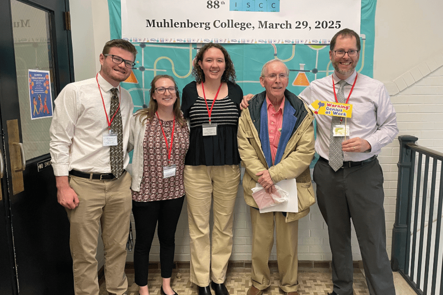 Elizabethtown College Chemistry Students Present at ISCC Convention; Receive Honorable Mention Awards