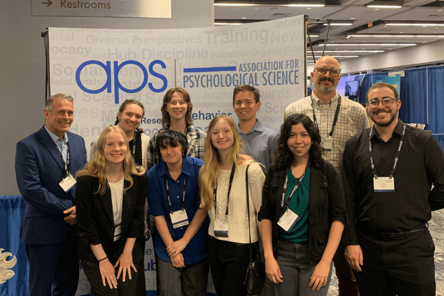 Elizabethtown College Students Present Research at Association for Psychological Science Conference