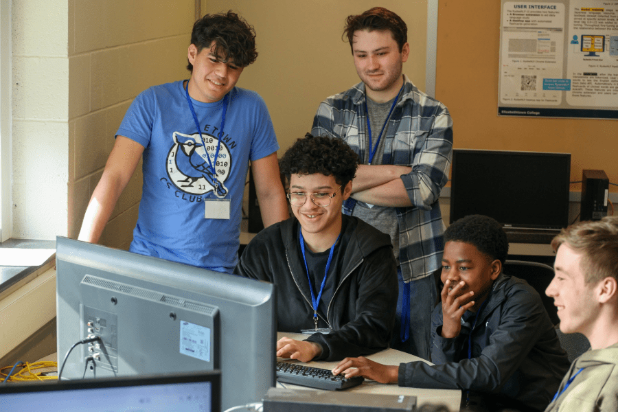 Elizabethtown College Welcomes Local High School Students for Inaugural Engineering and Computer Science Discovery Day