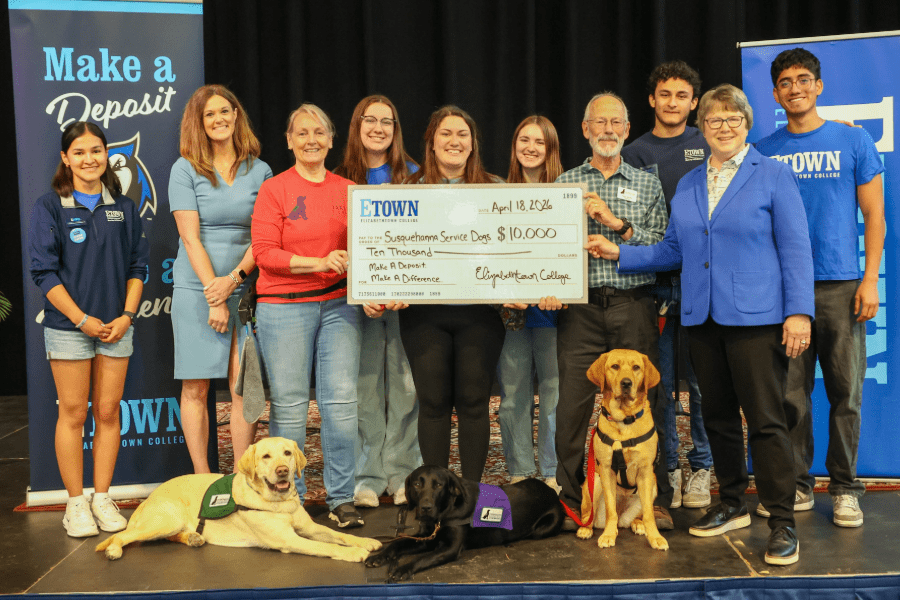 Elizabethtown College Supports Susquehanna Service Dogs Through Annual Enrollment Campaign