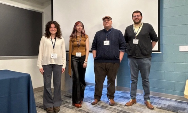 Elizabethtown College English Students Present at Academic Conference