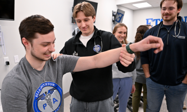 Elizabethtown College Marks 10 Years of Guaranteed High-Impact Signature Learning Experiences for Students