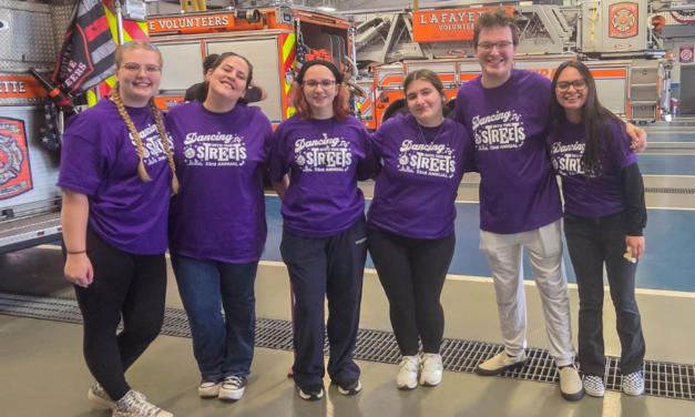 Elizabethtown College Celebrates Record Community Partnerships During Annual Into the Streets Event