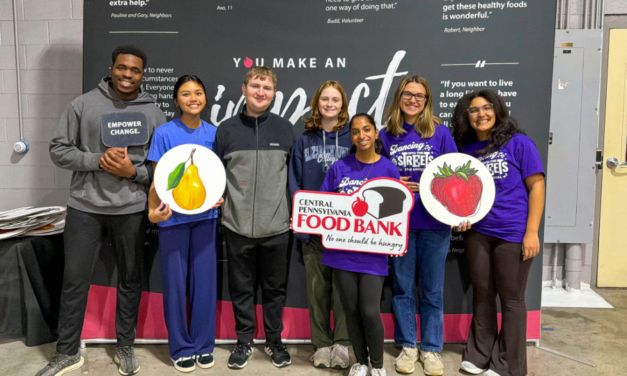 Elizabethtown College Celebrates Record Community Partnerships During Annual Into the Streets Event